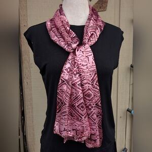 Pink Geometric Pattern Silky Scarf